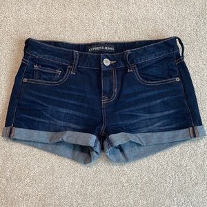 Express Shorts